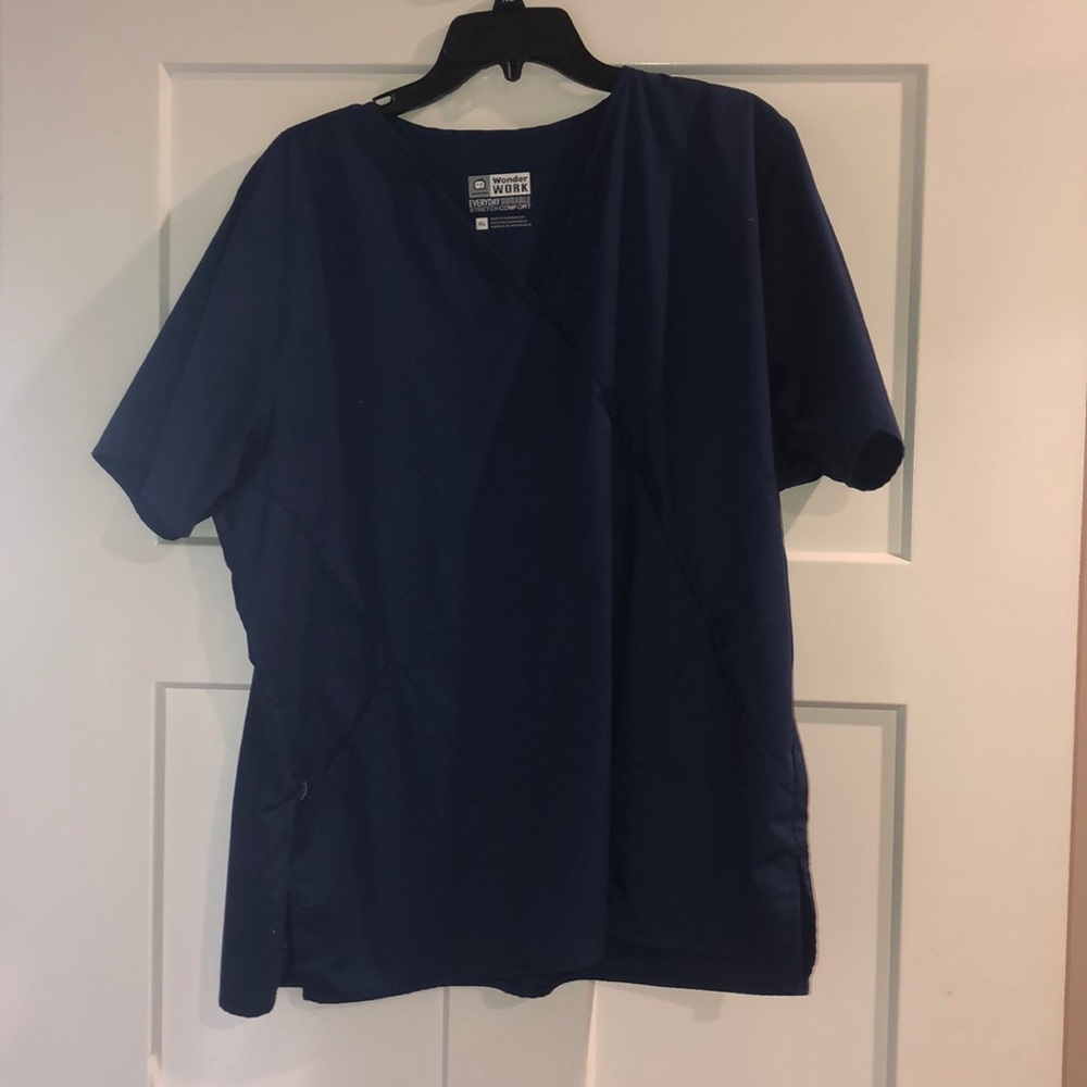 Wonderwink Navy blue scrub top